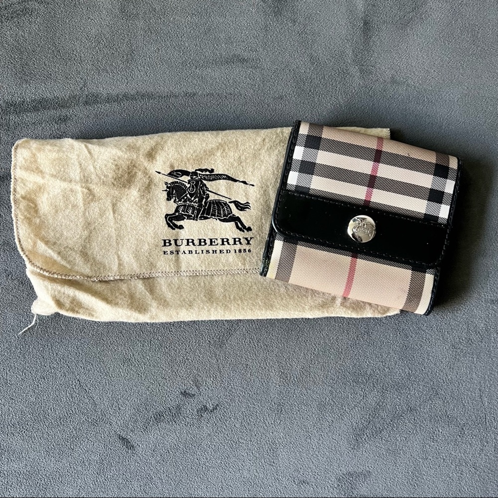 Burberry wallet